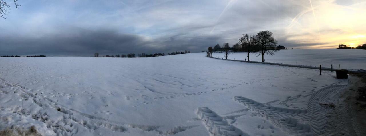 4-Zimmer Apartment Auf Resthof Halver ภายนอก รูปภาพ